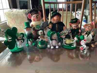 10 Annalee dolls 9 St.Patrick 1 Valentines