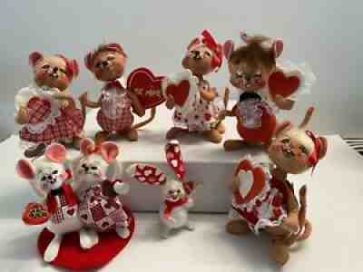Annalee Dolls- Valentines Day Cupid Mouse Mice bunny Hearts Love Lot of 7