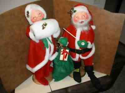 RARE Annalee 1983 Santa (pipe & bag of presents) & Mrs. Claus & Hand Warmer MINT