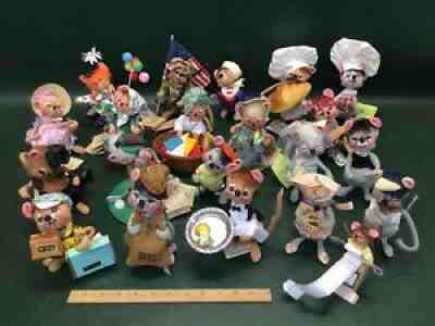 Lot of 21 Vtg Annalee 7â? Dolls Mouse ~ Baker, Soldier, Clown, Cleaning & More