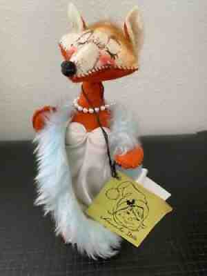 RARE VINTAGE with tag1981 Annalee 7â? Lady Escort Fox perfect gift for collector