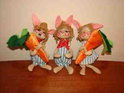 3 Vintage 1965 Annalee Mobilitee Bunny Rabbit Dolls 2 w/ Carrots - Very Cute!