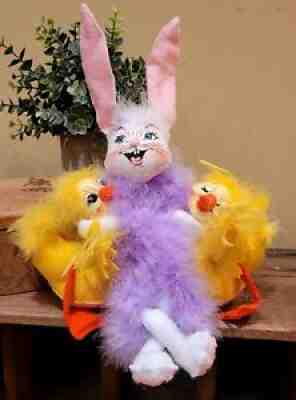 Annalee ~ 2006 ~ 12" ~ A Bunch Of Bunny Hugs~ NEW with Tag ~ # 150306 ~ NEW