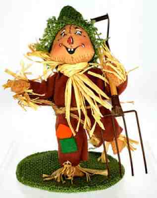 Annalee Doll 5" Scarecrow Holding Pitchfork 2002 Rare