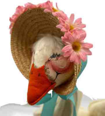 Annalee 1986 18 Inch Easter Parade Goose Duck Large Straw Pink Flower White