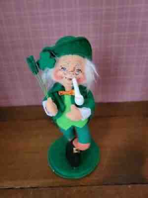 Annalee 9" Felt St. Patrick's Day Jolly Irish Gentleman w/ Pipe & Shamrocks