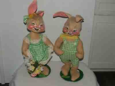 2 VINTAGE TALL ANNALEE COUNTRY BUNNY RABBIT DOLLS #0720 + #0725 DATED 1988