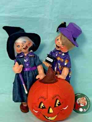 2019 Annalee ~ Halloween ~ "Pumpkin Painting Kids" ~ Limited Exclusive ~ NWT