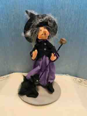 RARE ANNALEE Dolls 2015 HALLOWEEN 10" WITCH HAG With Skull on stick & black cat