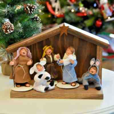 2018 Annalee ~ "Christmas Pageant - 5 Piece Set & Stable" ~ LE ~ #861618 ~ NWT
