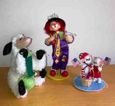 3 Annalee Dolls Knitting Lamb St. Patrick's Day Clown Picnic Mice 4th Of July