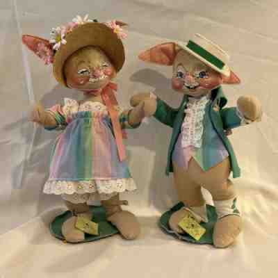 Vintage Mr & Mrs Annalee 1976 Large Bunny Rabbits w/ Bonnet, Coat & Hat 18â?