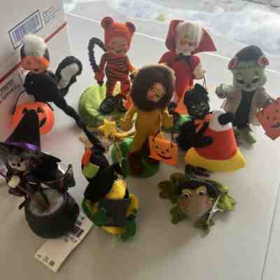Annalee Halloween Lot of 10 â?? Dracula â?? Frankenstein â?? Lion â?? Tiger