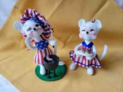 Annalee Mom & Dad Patriotic Mouse BBQ Set