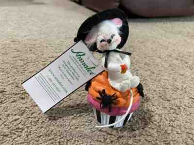 Annalee Halloween 2013 CUPCAKE WITCH MOUSE 5.5" NWT 300013