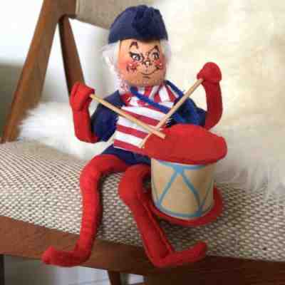 Vintage 1971 ANNALEE Patriotic DRUMMER BOY Soldier 4TH OF JULY Mobilitee DOLL