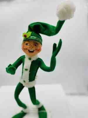 Annalee 14" Green Ribbon Elf Doll Christmas Shelf Sitter 2010 75th Anniversary