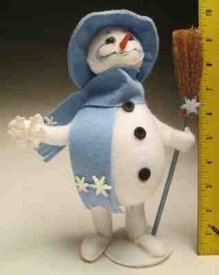 Annalee New for 2006 Snowflake Snowman 9â? Mobility Doll in a Blue Hat & Scarf