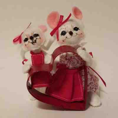 2018 Annalee 5" Dolls Baking Buddies Mouse Pair Mice w/Red Heart Cookie Cutter