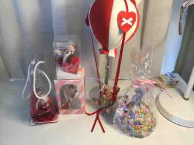 ANNALEE LOT OF VALENTINES DAY GIFTS BALLOON CHOCHOLATE COVERED CHERRY +++