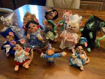 Annalee dolls. Set of 12 Wizard of Oz dolls. Never Displayed, safely stored