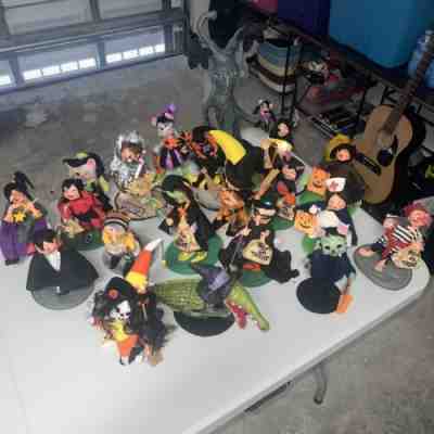 Annalee Halloween lot of 20 â?? Dracula â?? Witch â?? Tree â?? Frankenstein ?? RARE â?? Bug