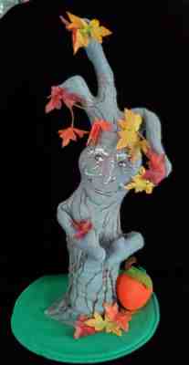 AnnaLee Vintage Halloween Haunted Gray Tree Fall Pumpkin Mobilitee Doll RARE 97