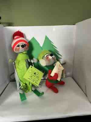 Annalee 1965 Vintage Mouse Skiier and Mouse Caroler