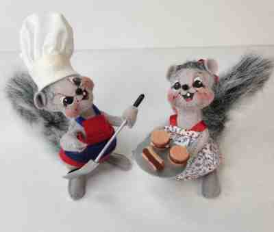 Annalee Squirrels 2001 Father & Mother Dolls 250701 Backyard Buddies Mobilitee