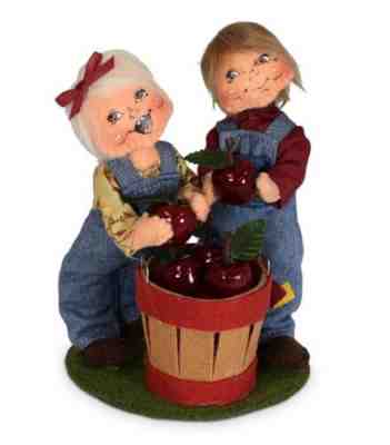 ANNALEE 5" DOLL "APPLE PICKING KIDS" FALL 2021 #360321 * NEW * FREE SHIPPING