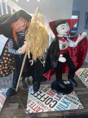 Annalee â?? Halloween â?? RARE â?? 26â? Dracula NWT and 30â? Witch Kid (used) â?? LOT Of 2