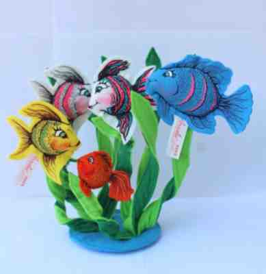 Annalee Mobilitee Dolls 8" Large Fish Set 2005