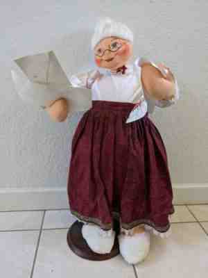 Annalee Mobilitee Doll Christmas Mrs. Claus With Letters Large 30 Inch