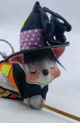 Vintage large Annalee Halloween Witch Mouse Rides Broom