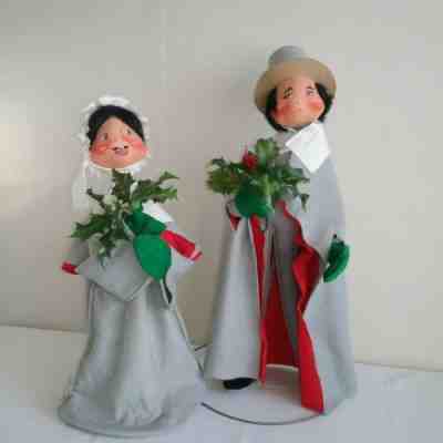 1978 Annalee Large Thanksgiving Pilgrim or Christmas Victorian Couple, 17"Â 