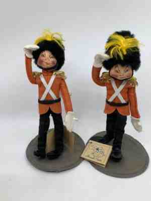 Pair 10 Toy Soldier British Guard Beefeater Hat # 7560-1990 Annalee Mobilitee
