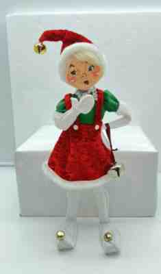 Annalee Christmas Cozy Girl Elf 14â? Hand On Hip 2012 Blowing A Kiss
