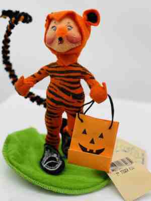 Annalee Vintage 1998 7 inch Trick or Treat Kid Tiger Tags treat bag style 3068