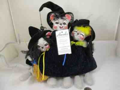 2005 Annalee Mobilite Doll Large 10" Triple Trouble Figure 3 Witches Mice Mouse