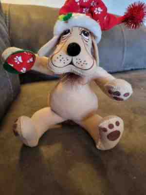 Rare Annalee Christmas Doll hound dog Holiday Plush Figure MINT 2007