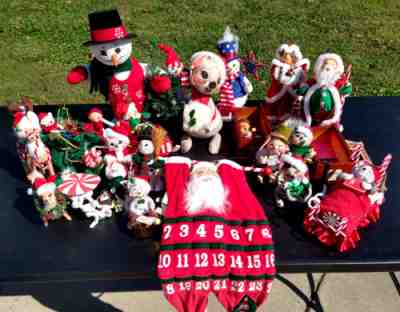 Large Estate lot CHRISTMAS ANNALEE DOLLS Santa Mrs Claus Snowmen Reindeer Elves
