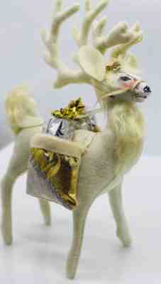Annalee Doll 8 Inch Christmas White Cream Reindeer Elegant Gold Holiday Cloth