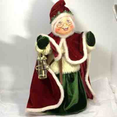 ANNALEE 2004 Woodland Mrs Santa Christmas Figurine 15" Red Green Velvet LANTERN