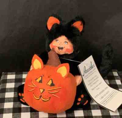 Annalee 6" Trick or Treat Black Cat Kid with Pumpkin 202007