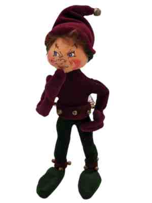 Annalee 2005 Maroon Green Elf Jinglebell Posable Bell Christmas Grin Hair Doll
