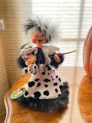 Annalee EXCLUSIVE Cruella Deville Doll