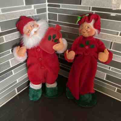 Lot 2 Annalee Dolls 10â? Mr. & Mrs. Tuckered Santa Claus Pajamas Nightgown 2006