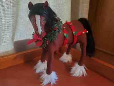NWT 10"Jinglebell Clydesdale Horse Annalee Doll, 2018, Christmas, Wreath