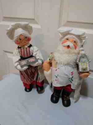 Annalee Christmas Gingerbread Chef Santa & Mrs. Baking Santa 13" NWT/FLAW*