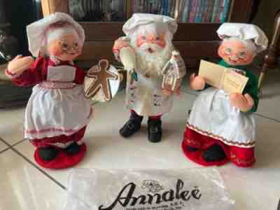 Lot of 3 Annalee Christmas Dolls Santa & Mrs Claus Gingerbread Cookie Bakers 13"
